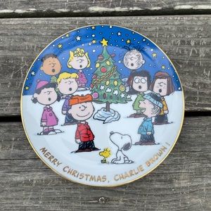 Collectible Peanuts Gang Plate